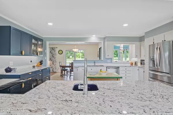 Edenton, NC 27932,1235 Sound Shore DR