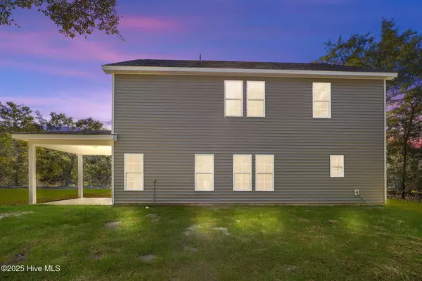 Hubert, NC 28539,206 Ethan PL