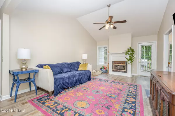 Benson, NC 27504,110 Oak Park DR