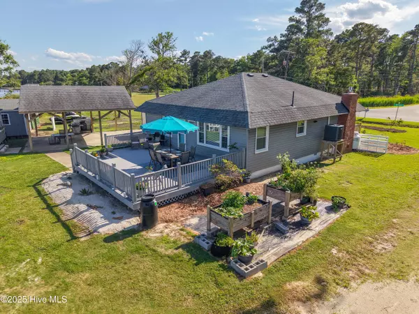 Elizabeth City, NC 27909,400 Driftwood DR
