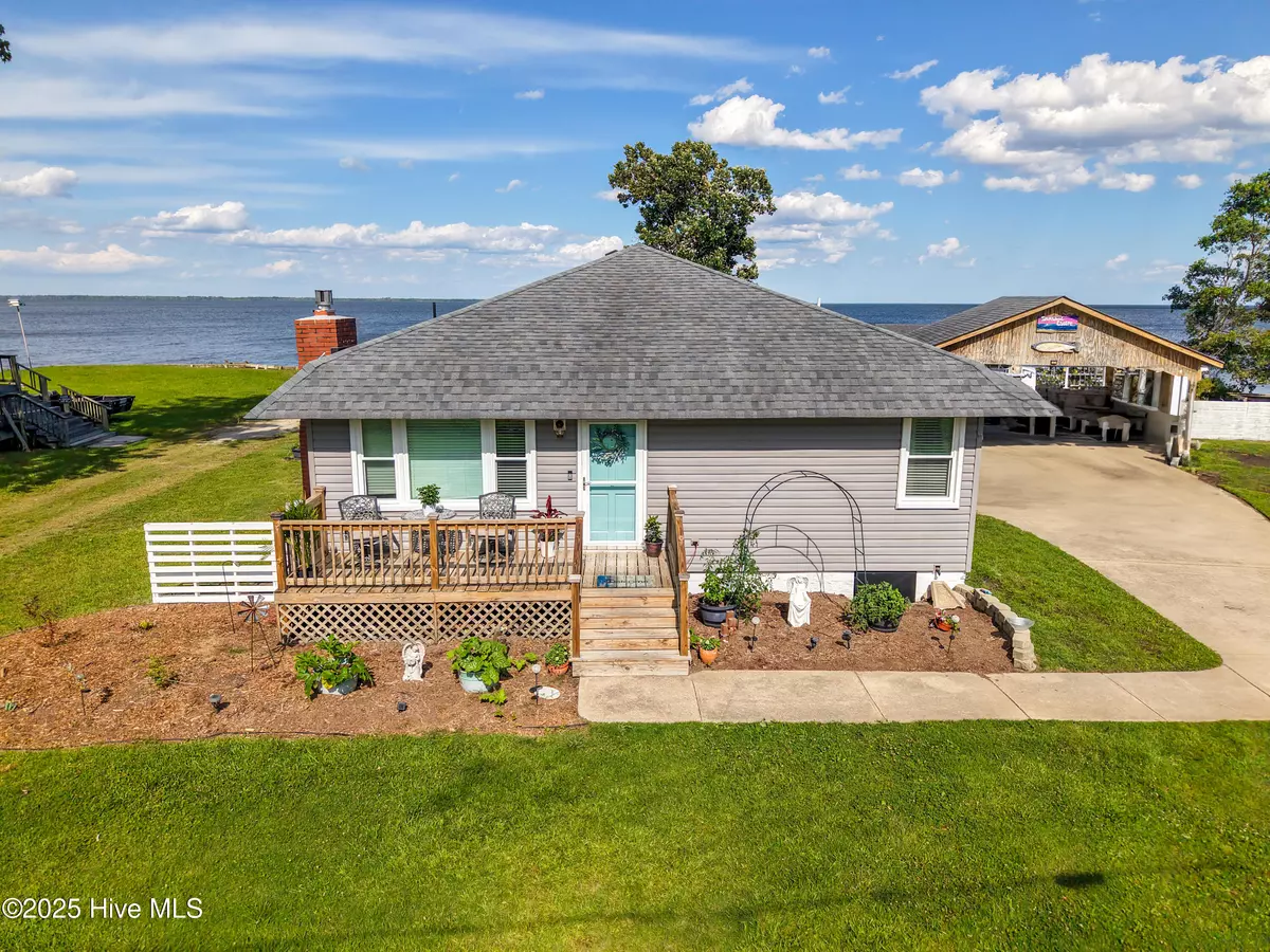 Elizabeth City, NC 27909,400 Driftwood DR