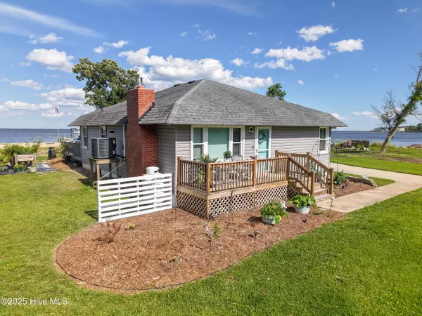 Elizabeth City, NC 27909,400 Driftwood DR