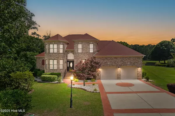 567 Fairburn CT NW, Calabash, NC 28467
