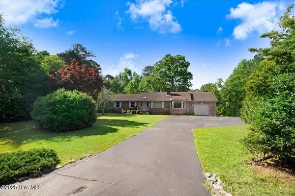 Goldsboro, NC 27534,102 Trollingwood DR