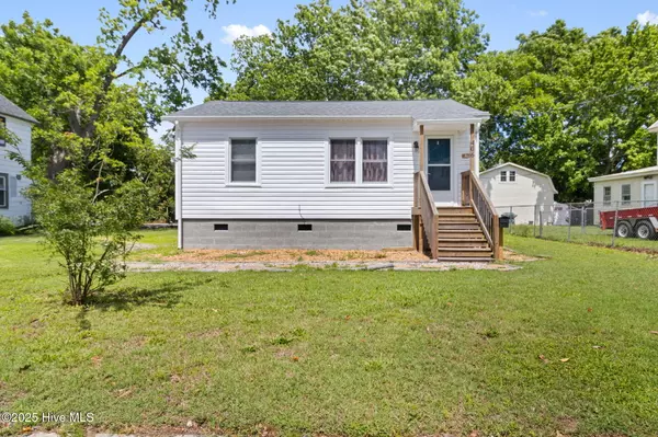 406 Walnut ST, Elizabeth City, NC 27909