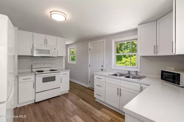 Hampstead, NC 28443,13271 Us Highway 17