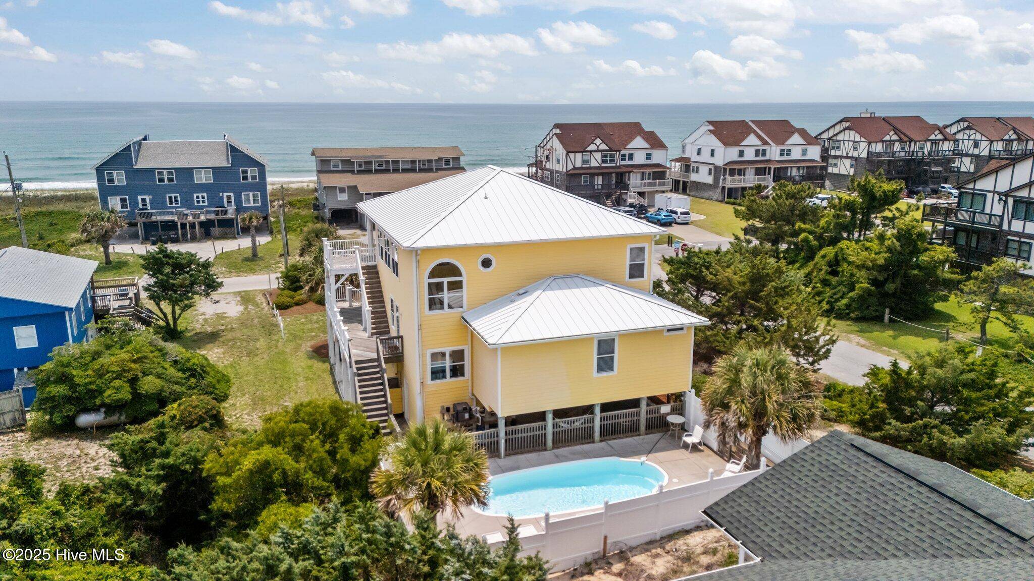 Emerald Isle, NC 28594,2414 Ocean DR