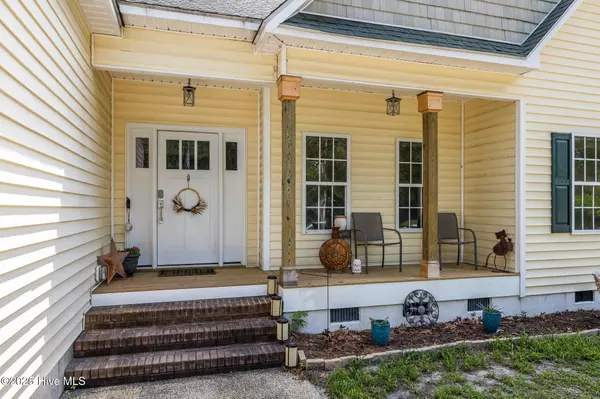 Cape Carteret, NC 28584,349 Star Hill DR