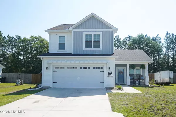 215 Chestwood DR, Hubert, NC 28539