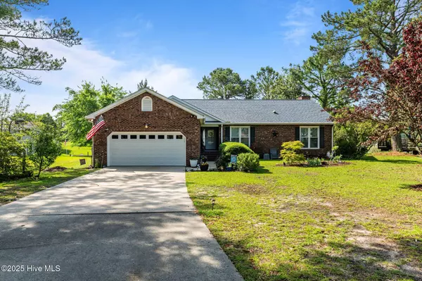 New Bern, NC 28560,6008 Cassowary LN