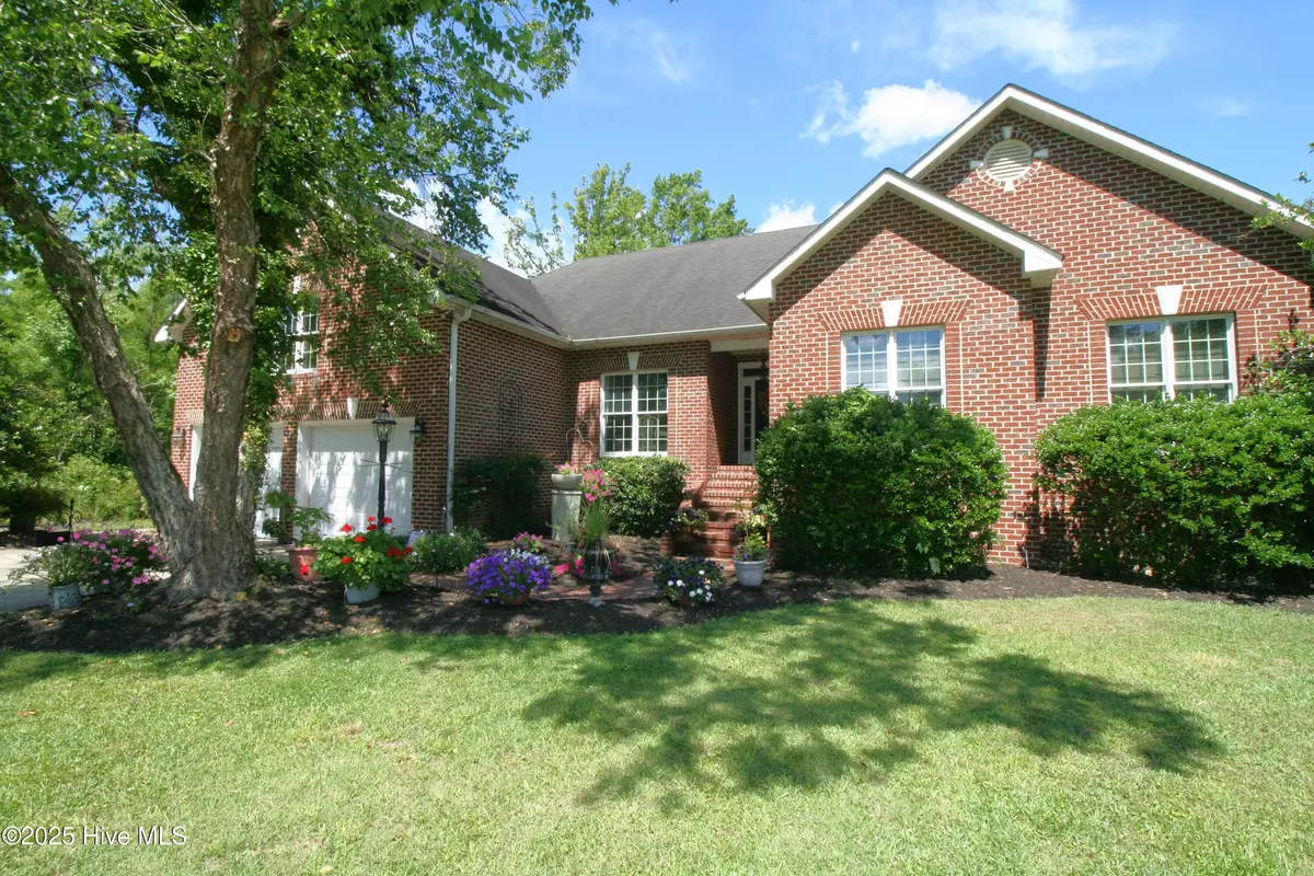 Plymouth, NC 27962,141 N River RD