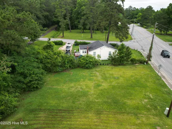 Jacksonville, NC 28540,402 Bell Fork RD