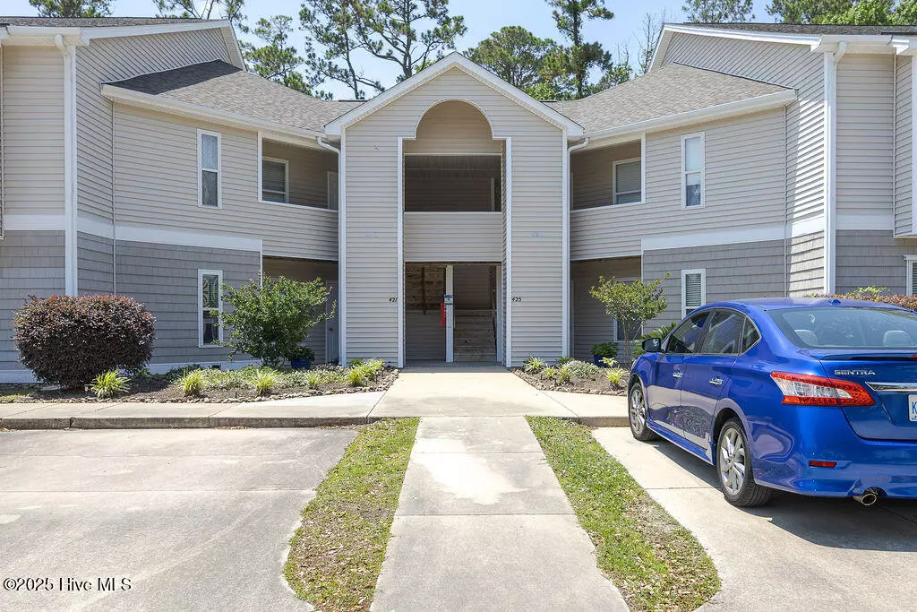 Morehead City, NC 28557,421 Commerce AVE #B