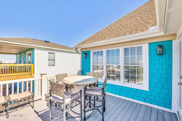 Oak Island, NC 28465,308 E Beach DR