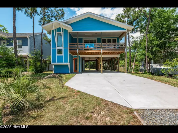 119 NE 27th ST, Oak Island, NC 28465