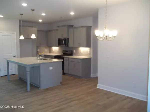 Hampstead, NC 28443,180 Portico CT