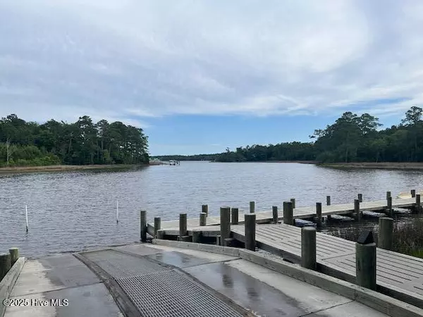 Peletier, NC 28584,137 Starkey Creek DR