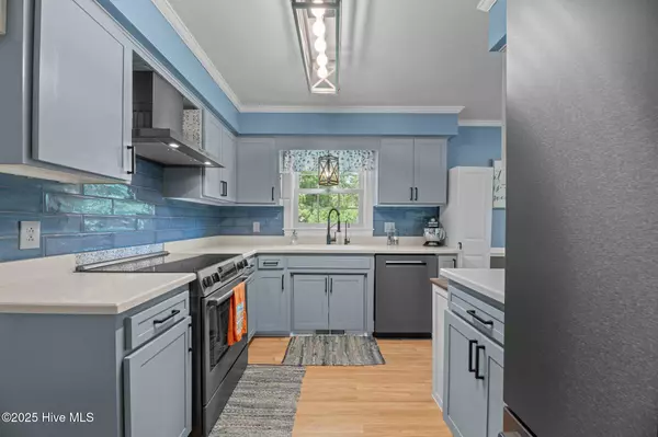 New Bern, NC 28562,4912 Cypress Shores DR
