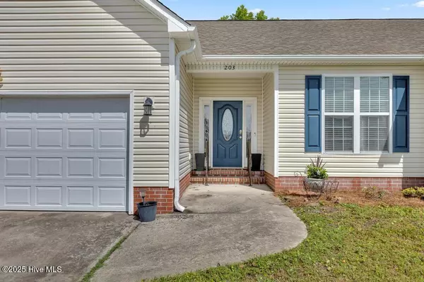 Jacksonville, NC 28540,203 Grafton CT