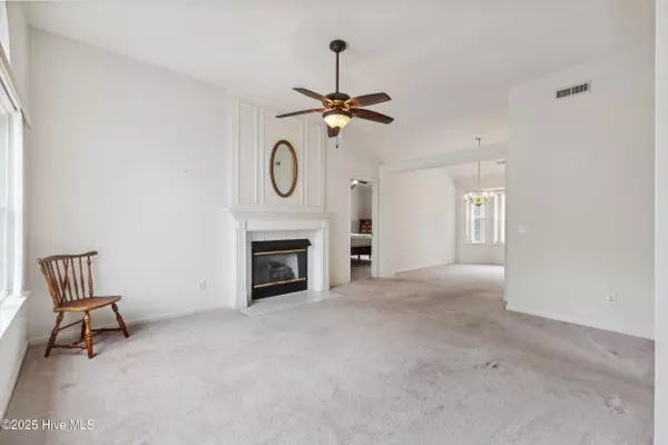 Wilmington, NC 28412,6814 Lipscomb DR