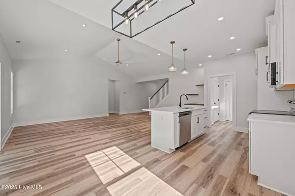 New Bern, NC 28560,412 Satterfield DR