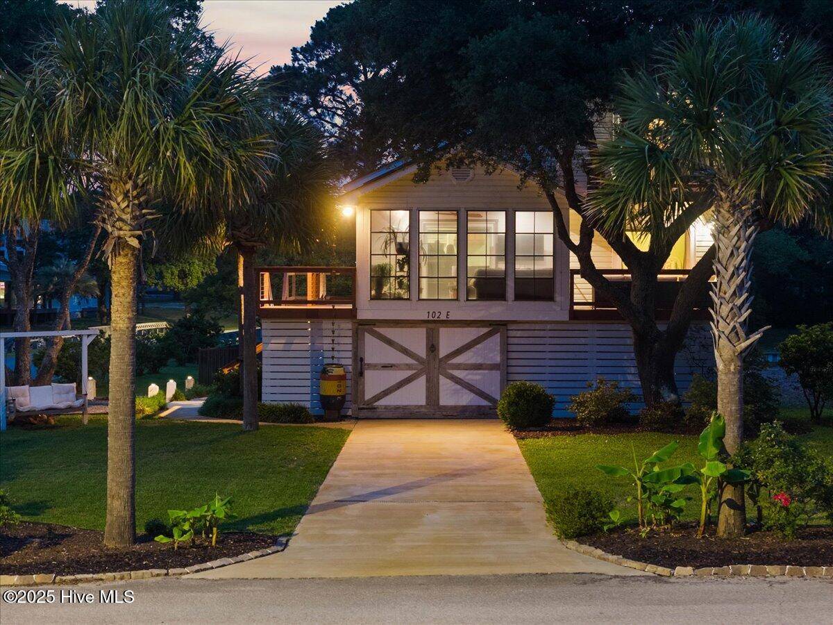 Oak Island, NC 28465,102 E Island DR