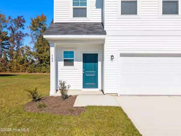 Jacksonville, NC 28540,508 Sandy Hollow DR