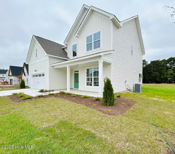 Hubert, NC 28539,906 Wild Azalea WAY