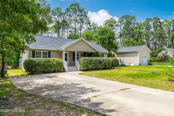 Southport, NC 28461,1711 Reidsville RD