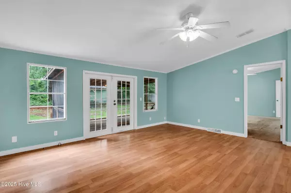 Hampstead, NC 28443,545 Groves Point DR