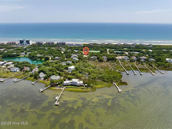 Pine Knoll Shores, NC 28512,532 Coral DR