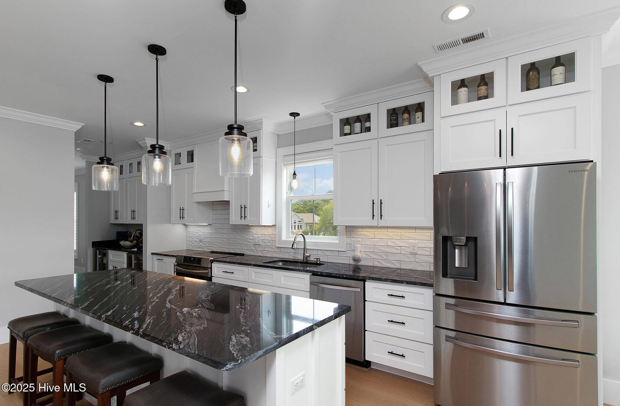 Pine Knoll Shores, NC 28512,532 Coral DR