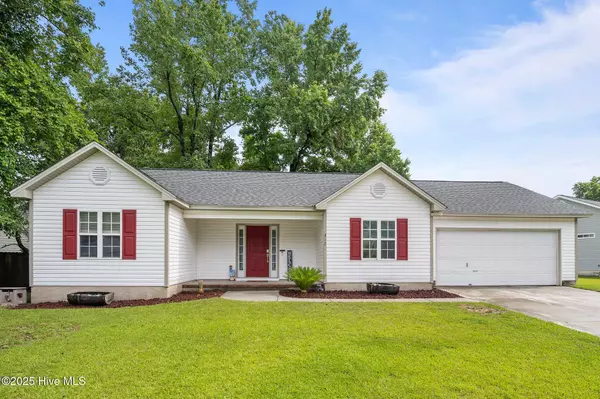 317 Spring DR, Jacksonville, NC 28540