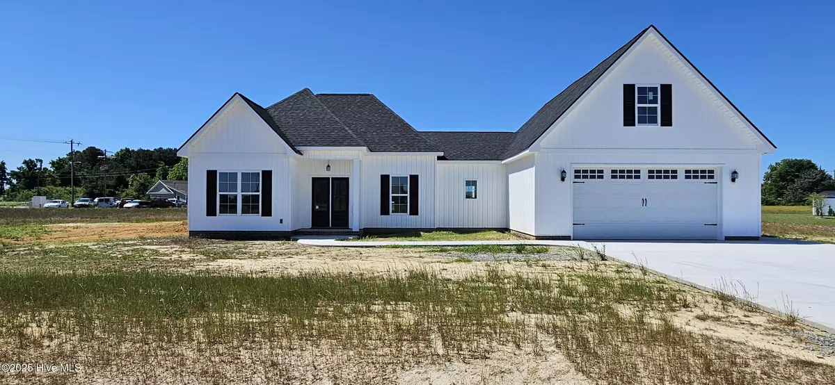 Clinton, NC 28328,37 Country Cove LN
