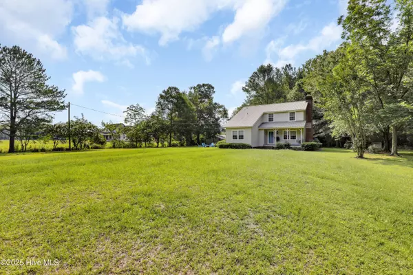 Burgaw, NC 28425,353 Old Savannah RD