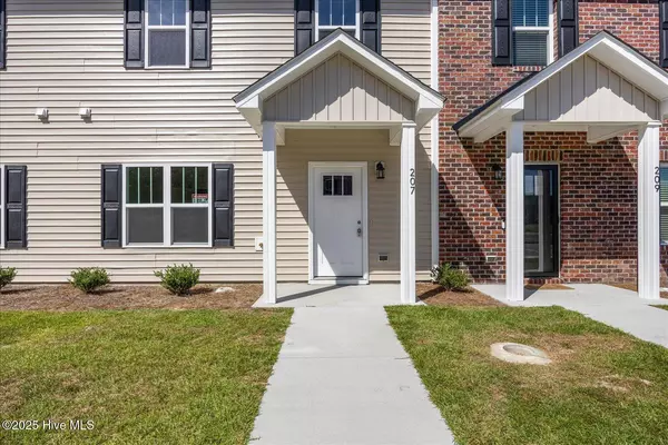 207 Lincoln Place CIR, Leland, NC 28451