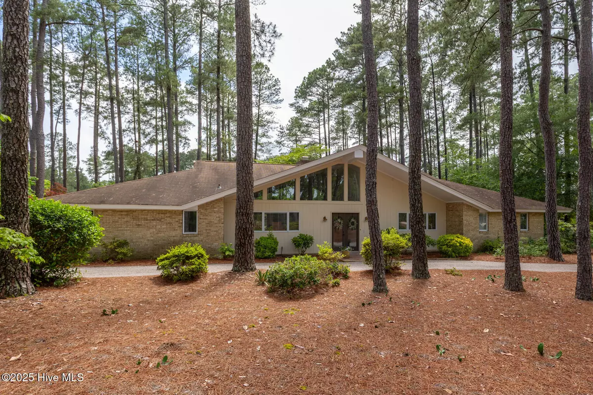 Jackson Springs, NC 27281,3 Deer Track RD