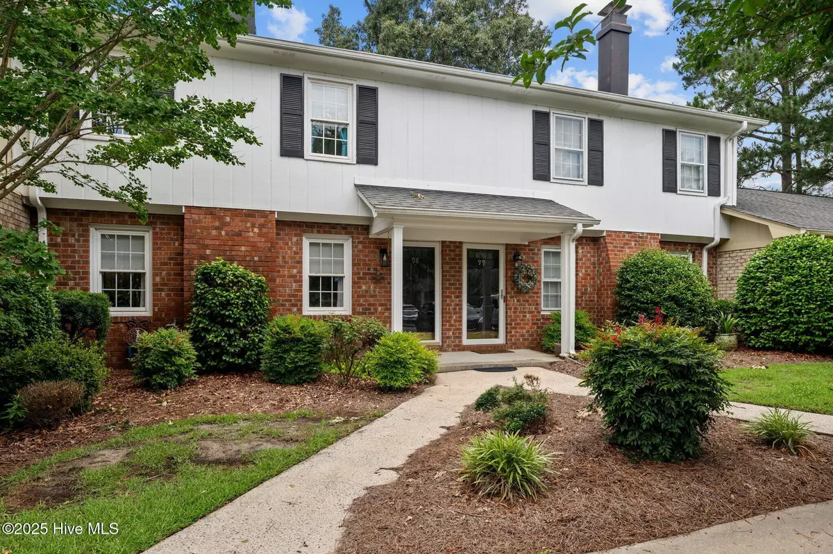 Greenville, NC 27858,98 Barnes ST