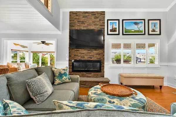 Ocean Isle Beach, NC 28469,39 Newport ST
