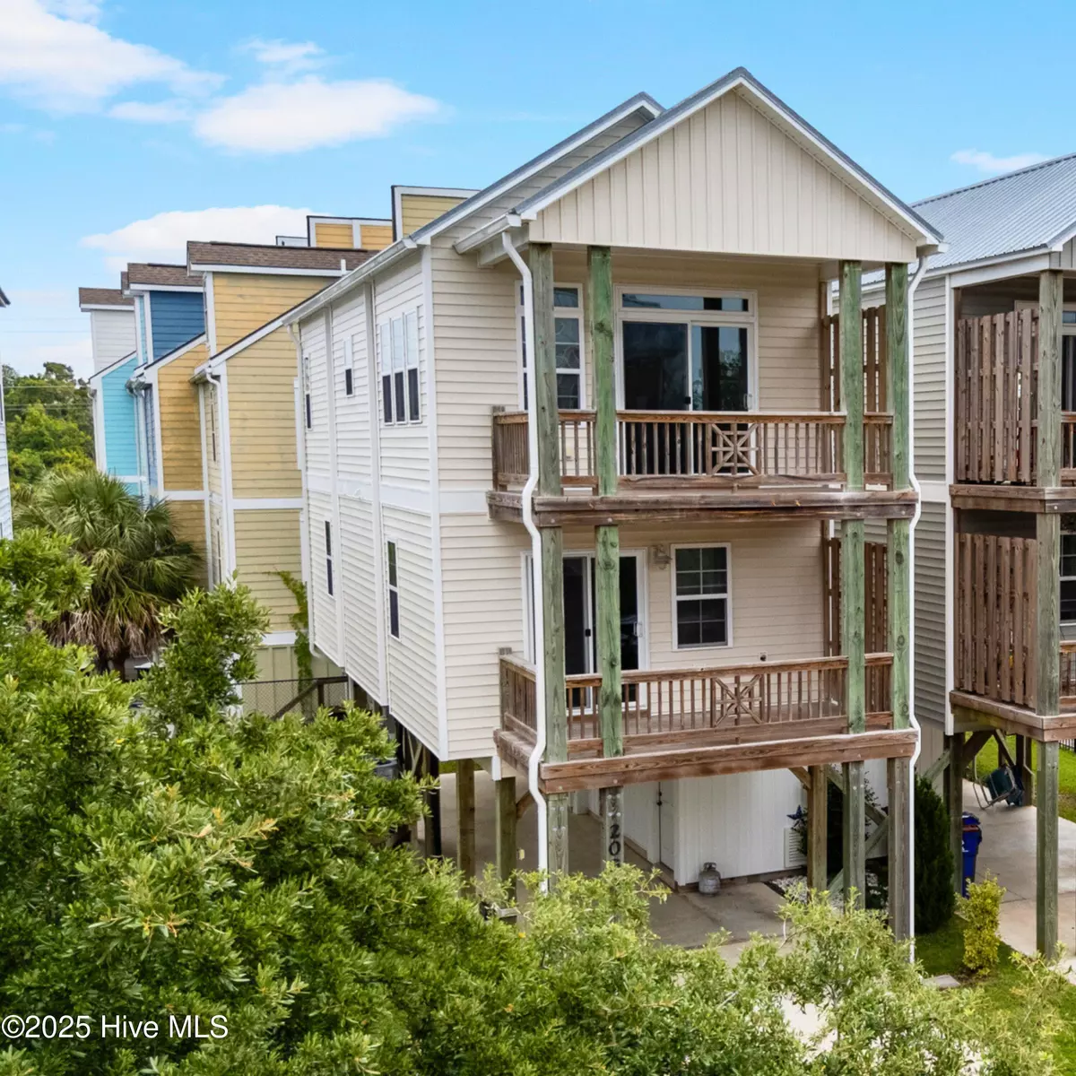 Surf City, NC 28445,208a Bridgeview CT