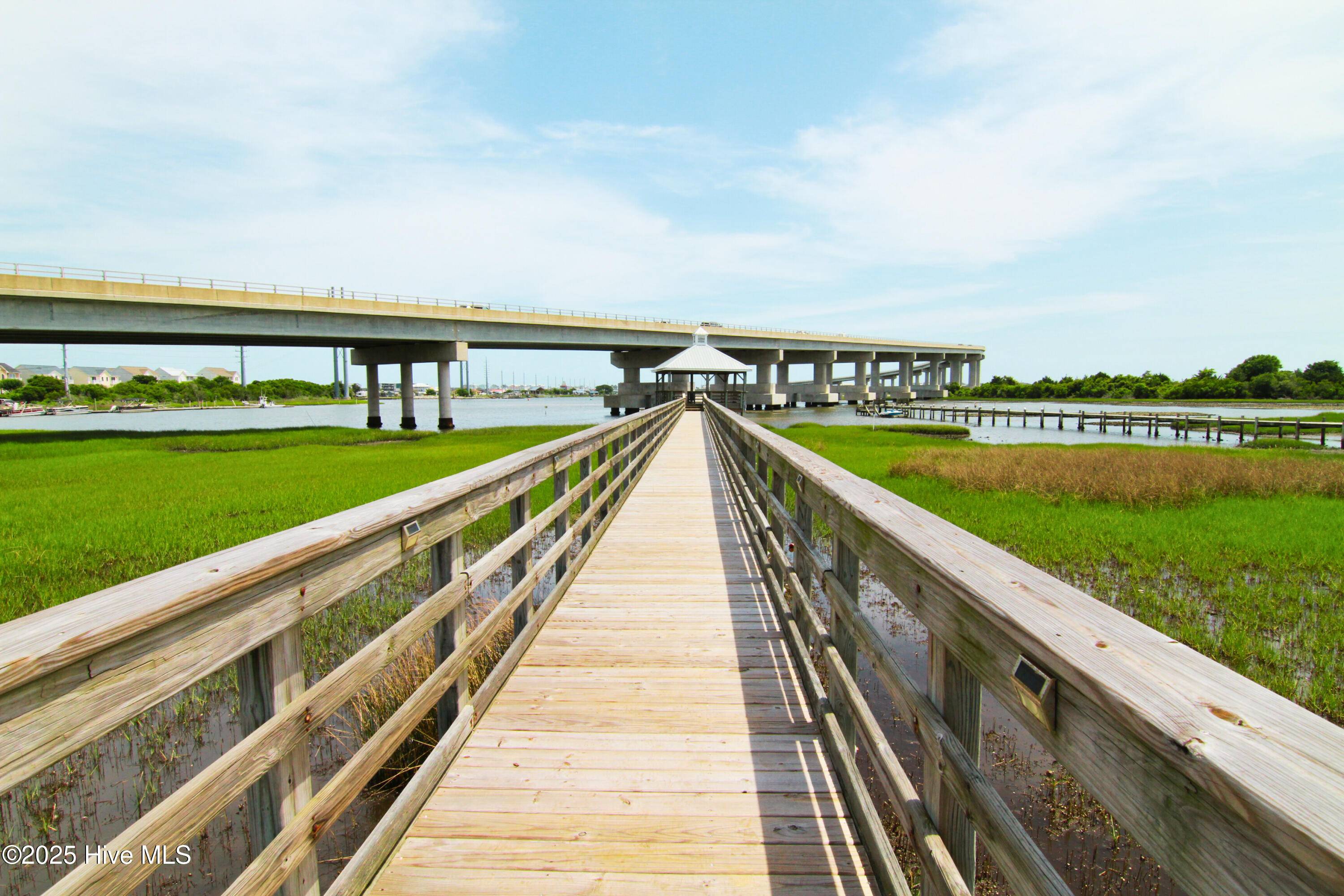Surf City, NC 28445,208a Bridgeview CT