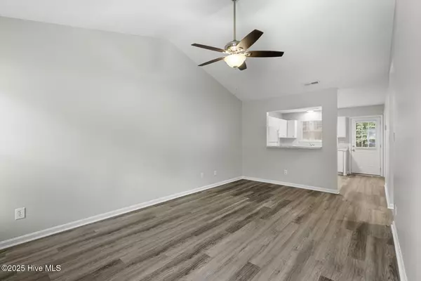 Midway Park, NC 28544,219 Live Oak CT