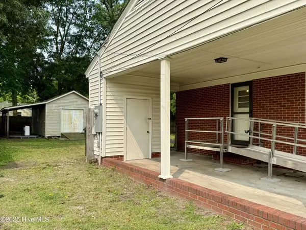 Grifton, NC 28530,662 St. Joseph ST
