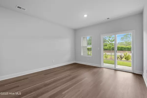 Shallotte, NC 28469,262 Arnette DR #80 B