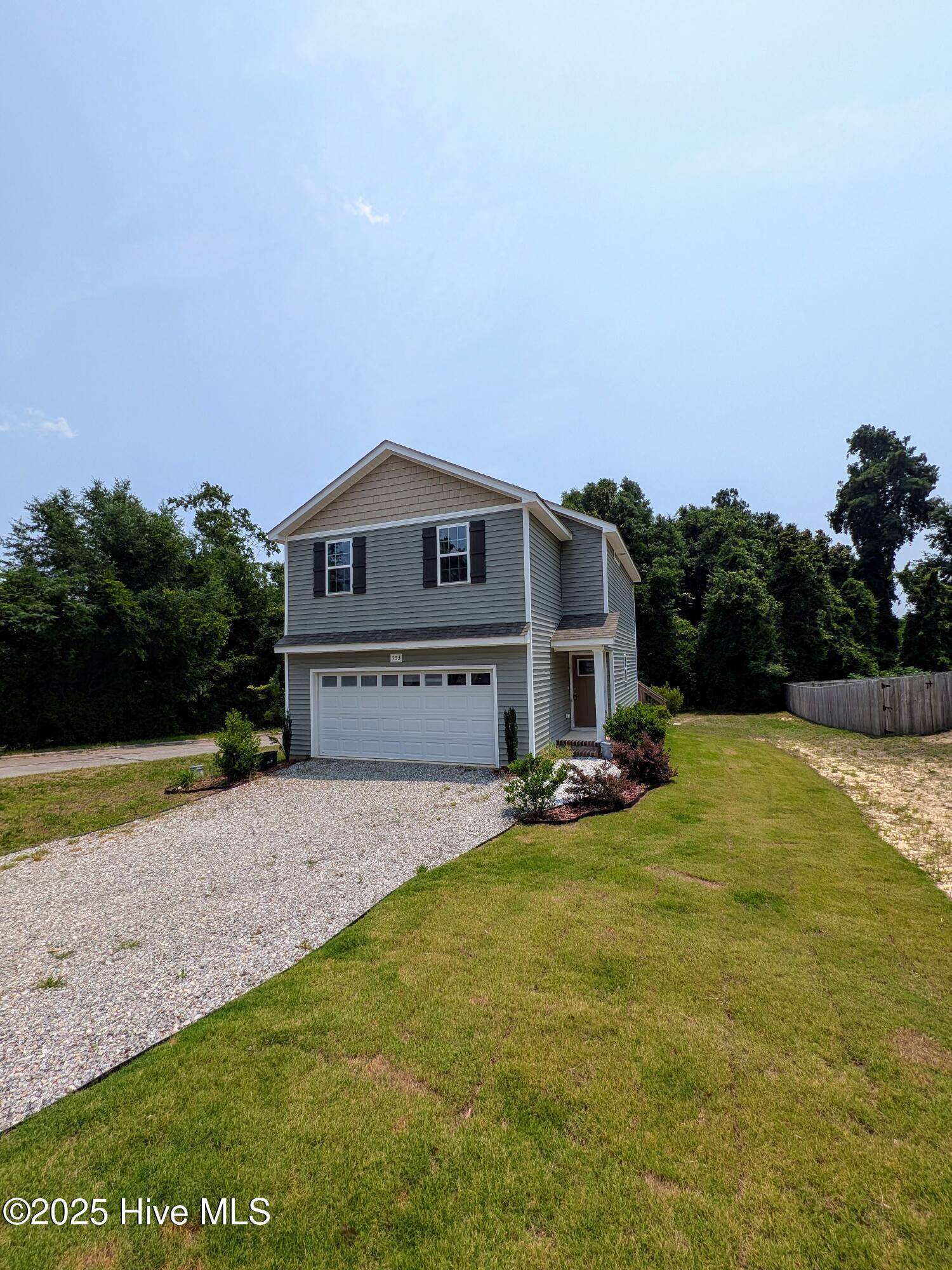 353 N Stephens ST, Southern Pines, NC 28387