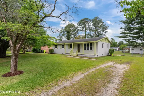 New Bern, NC 28560,210 Glenburnie DR