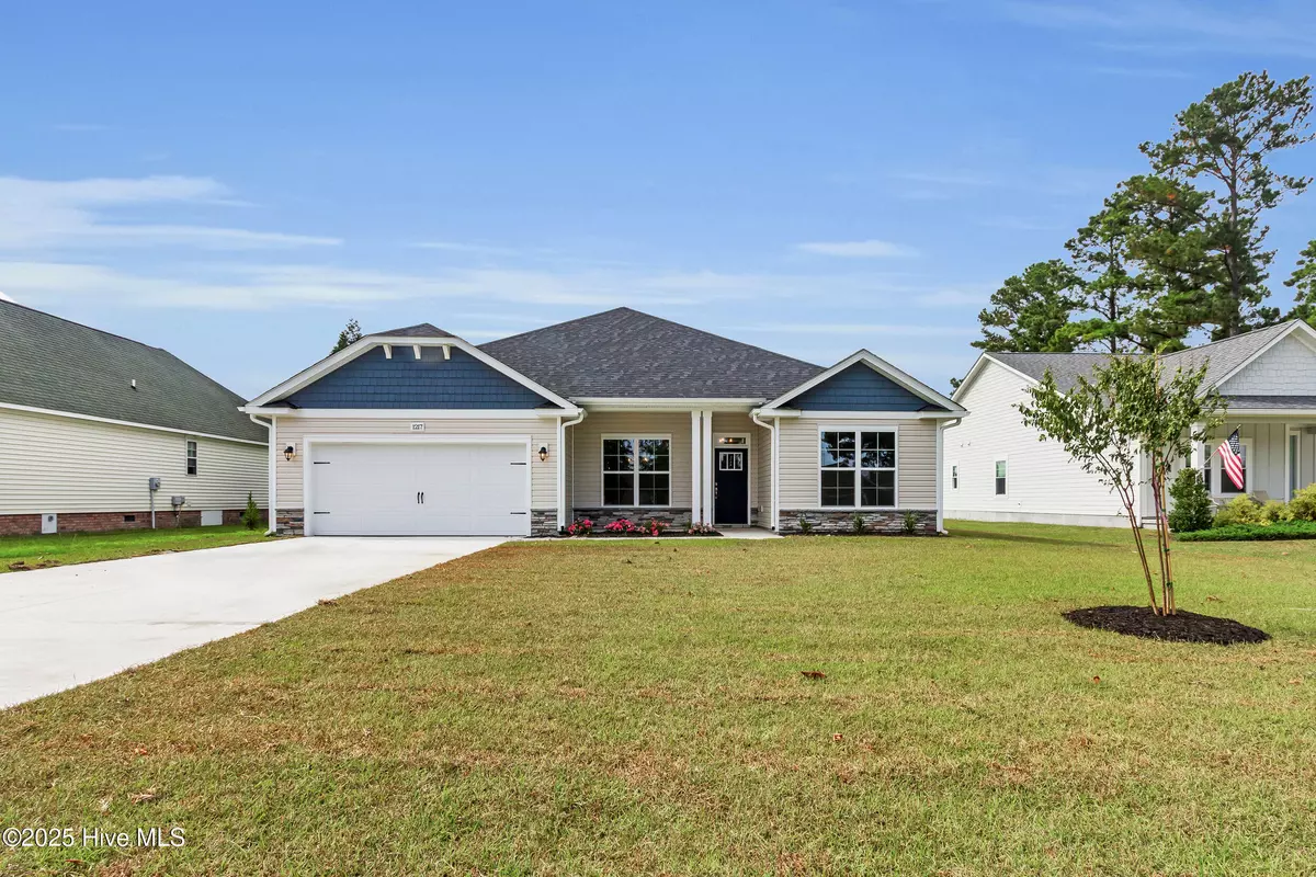 New Bern, NC 28560,1217 Pelican DR