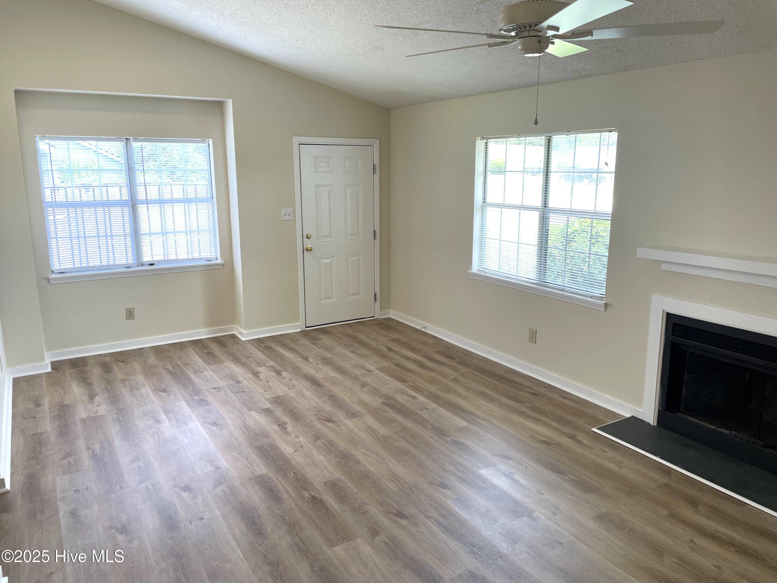 Havelock, NC 28532,142 Witten CIR #A