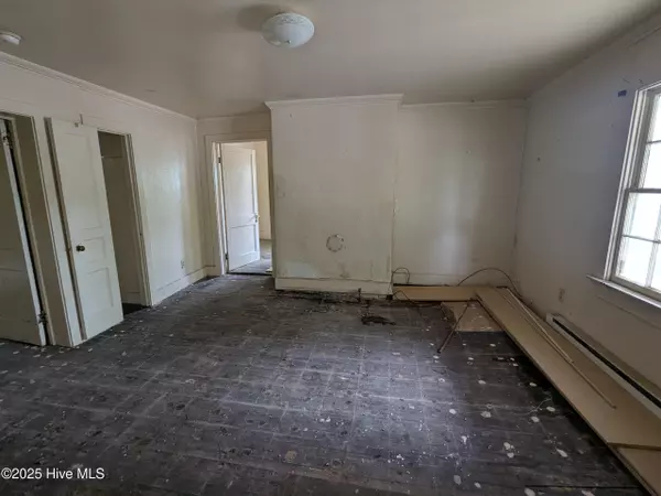 Wilson, NC 27893,207 Bruton ST W