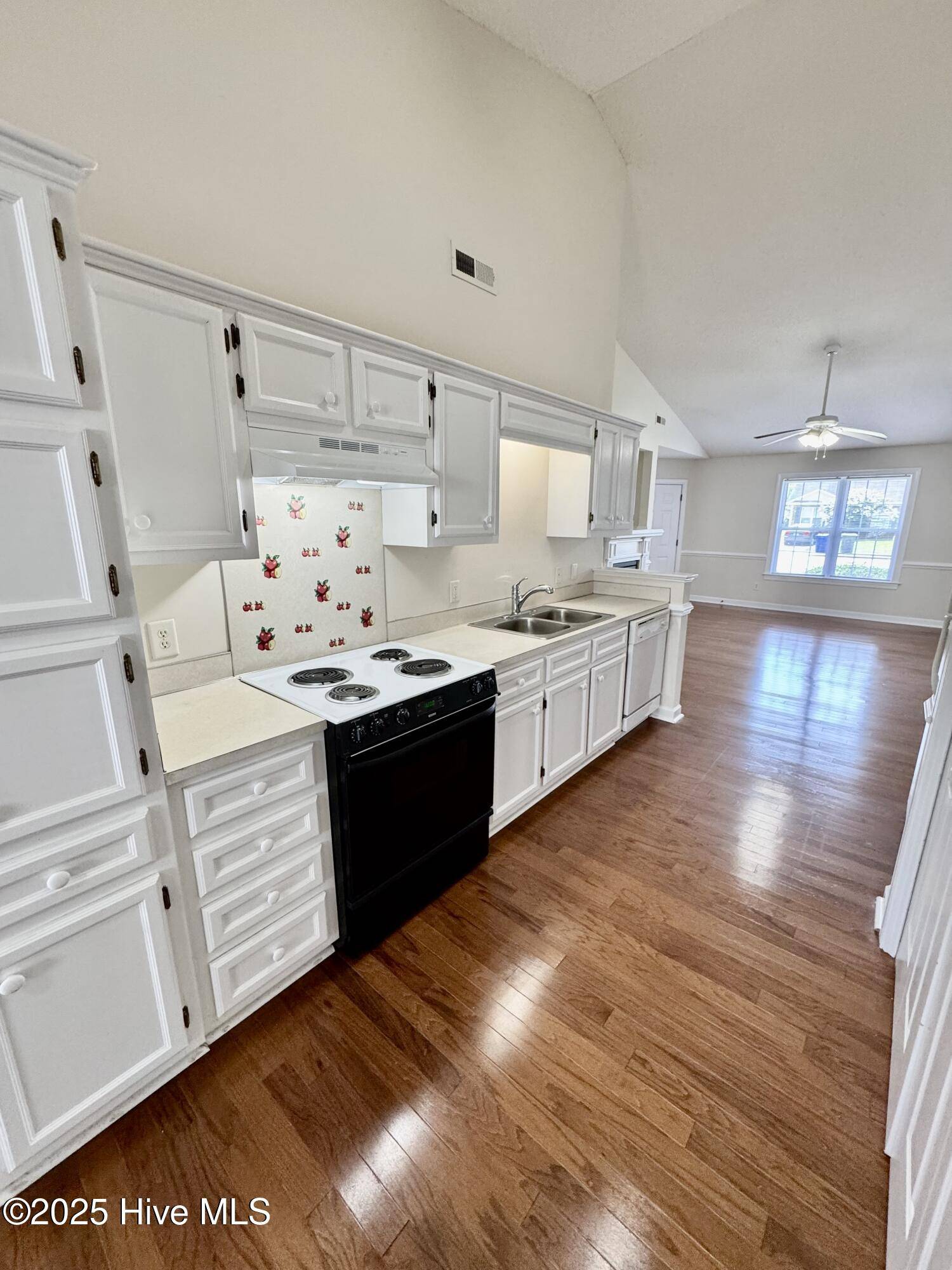 Greenville, NC 27834,1413 Joel DR #B
